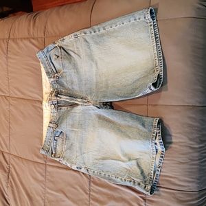 Men's Levi's 569 denim shorts,  size 36 waist.